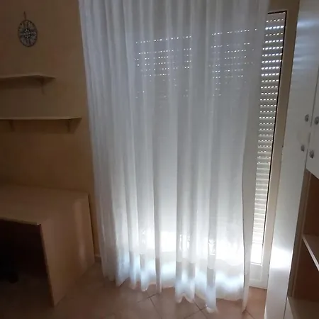 Dante Apartment *