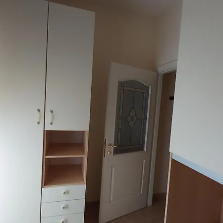 Apartment Dante *